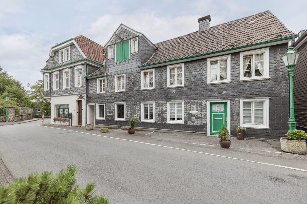 charmantes Wohn-und Geschäftshaus