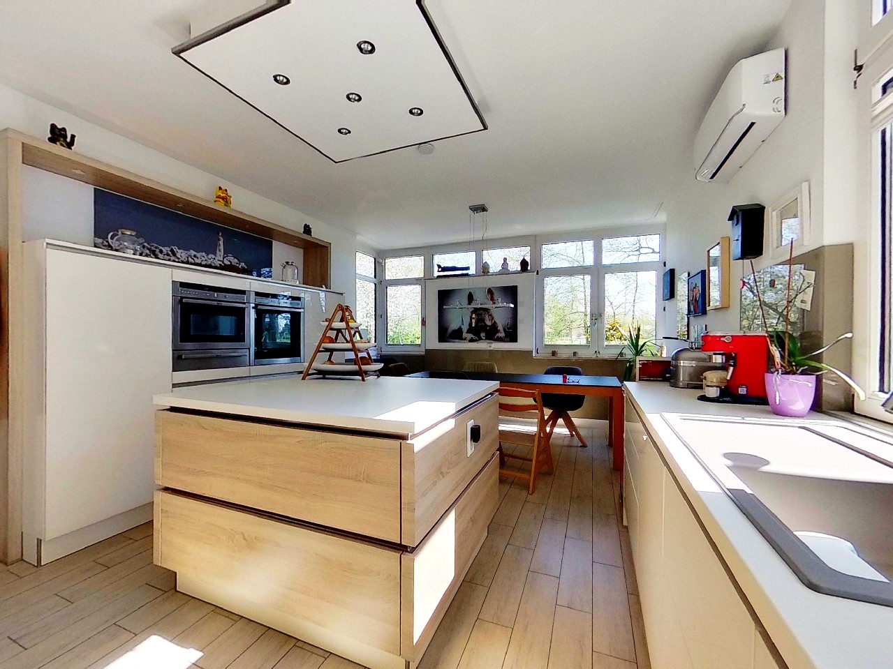 über 40m² Küchenbereich