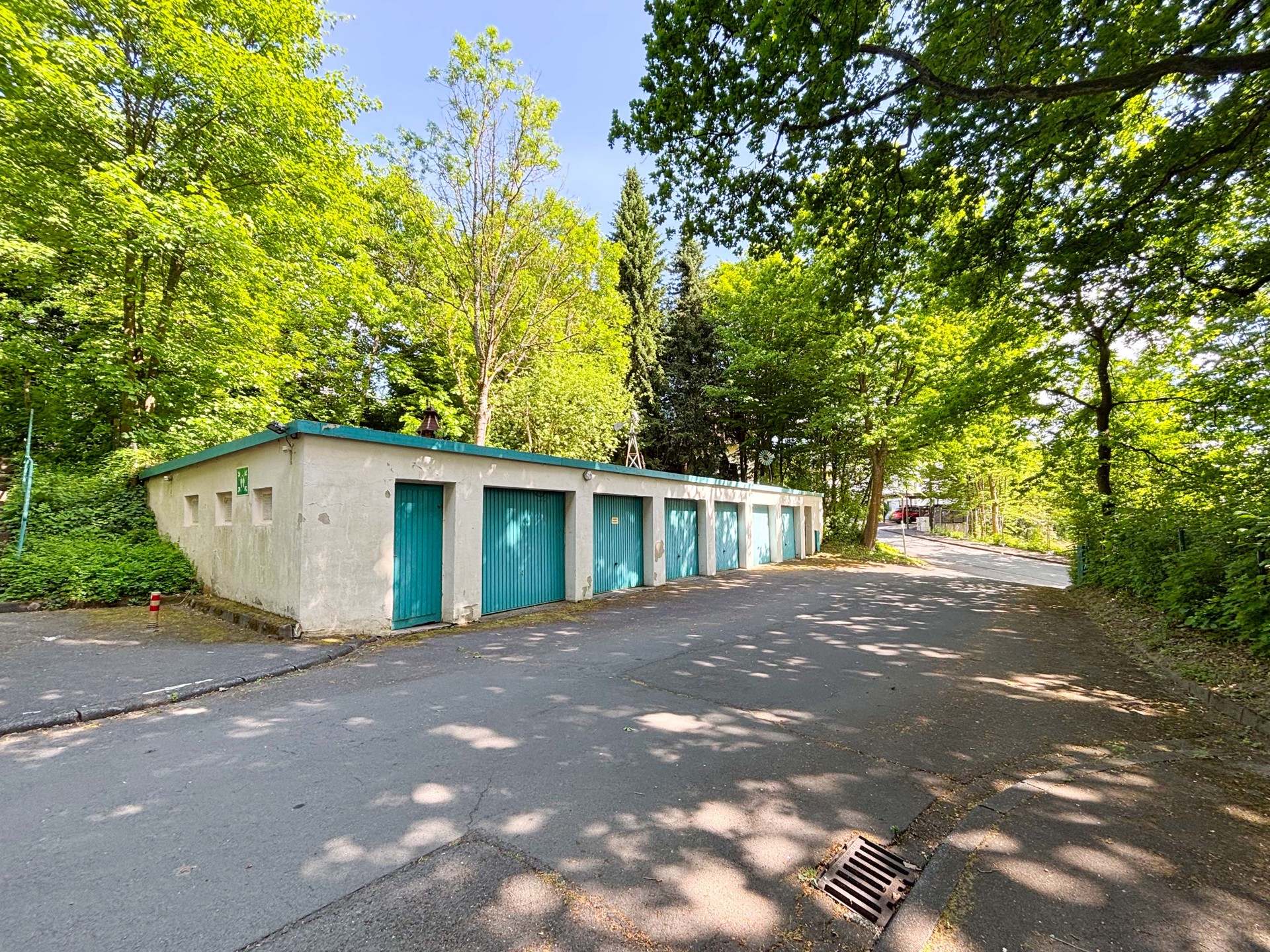 Garagen für Mitarbeiter