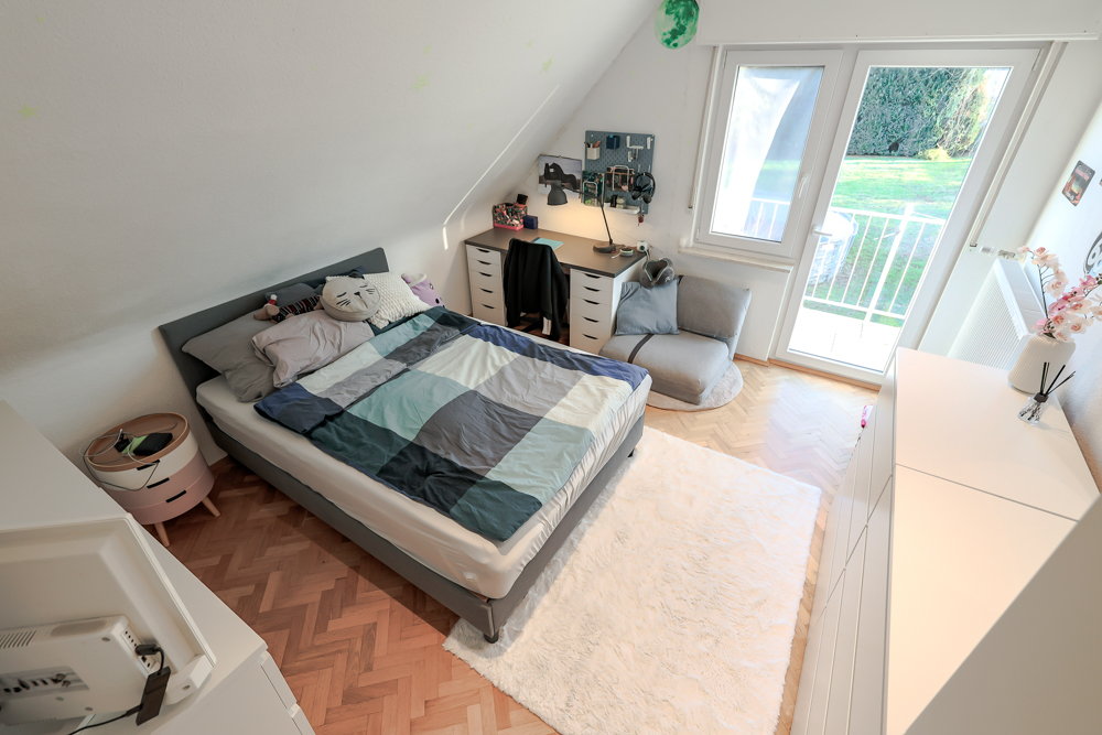 Schlafzimmer 3 OG
