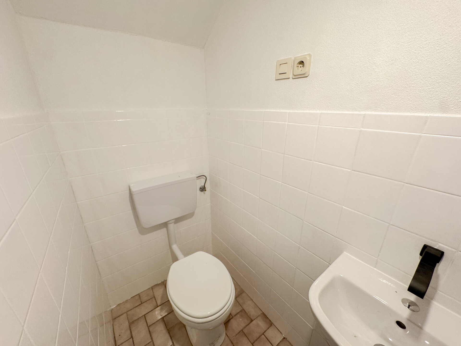 Duschbad mit WC EG Haus 3