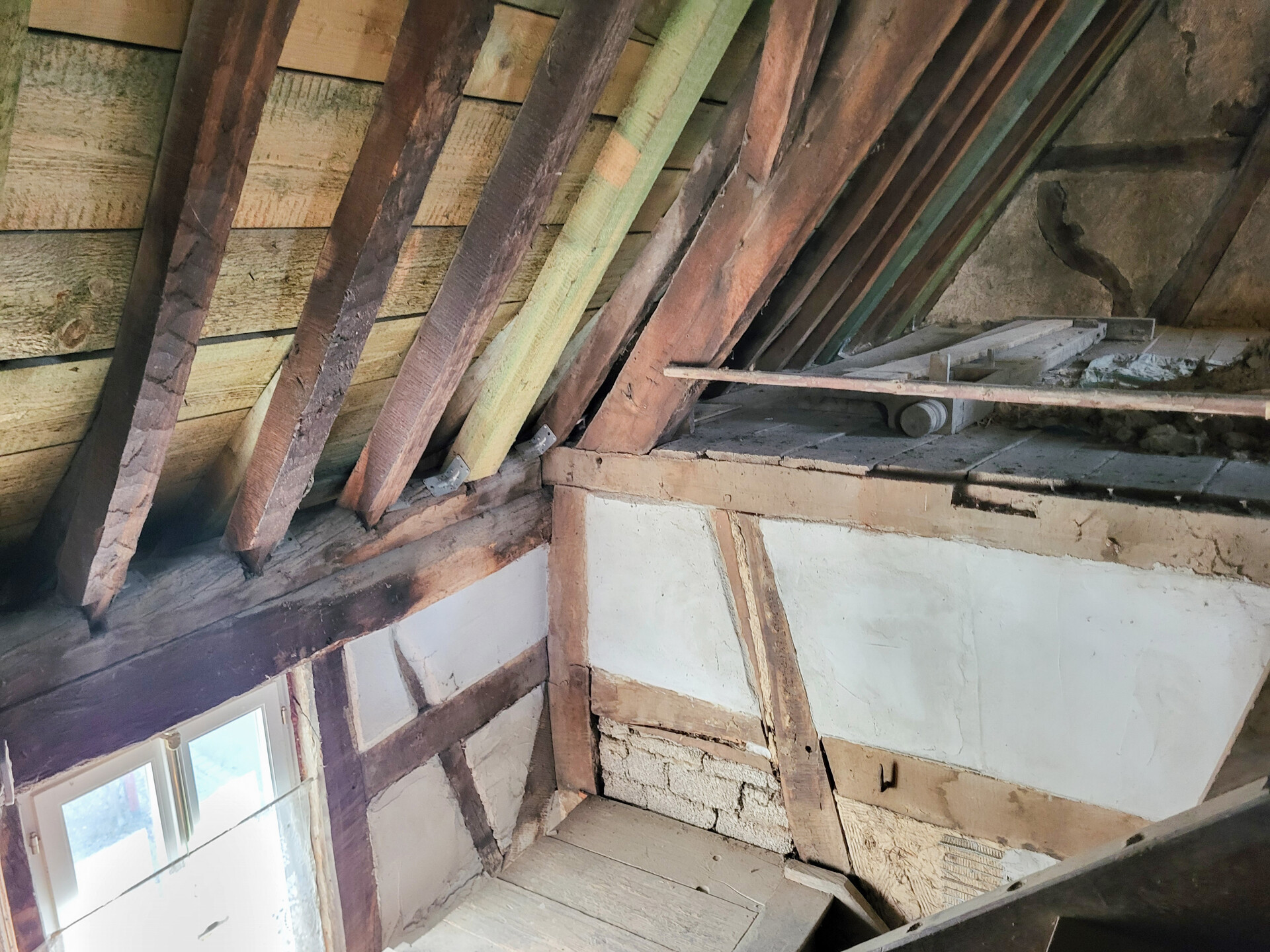 Dachboden ausbaufähig