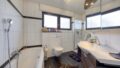 Badezimmer 1