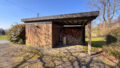 Holzunterstand