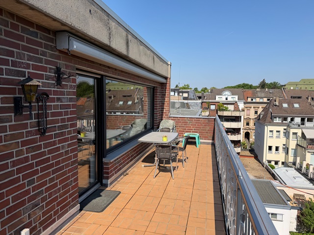 Großzügige 3-Zimmer-Dachgeschosswohnung in MG-Zentrum - Photo 4