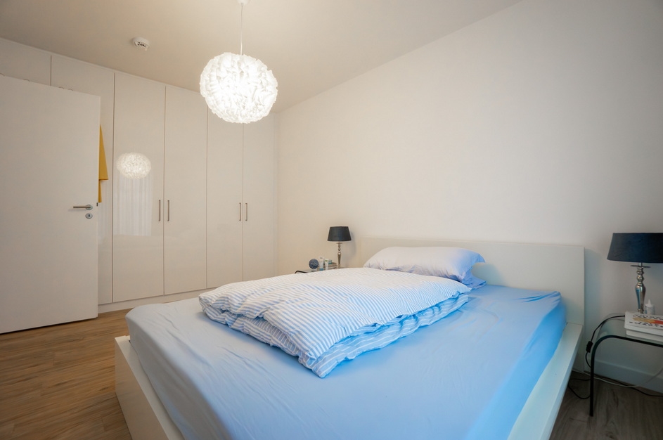 Düsseldorf-Oberkassel: Exklusives Wohnen in Oberkassel - Großzügige Traumwohnung mit Blick ins Grüne - Foto 2