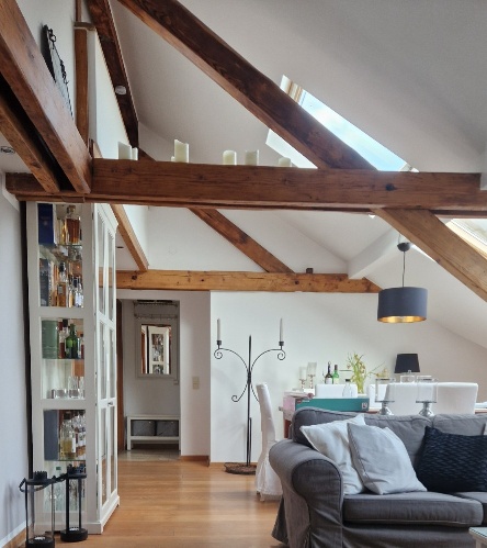 Charmante 3-Zimmer-Wohnung in gepflegter Altbauvilla mit Dachterrasse - Photo 3