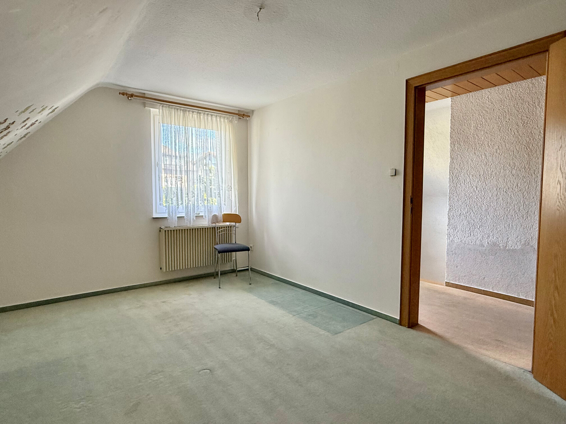 Schlafzimmer 1 DG