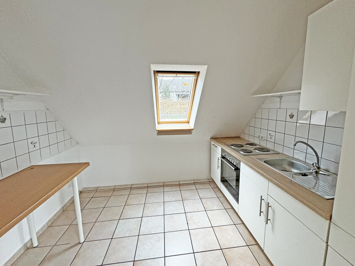 Helle Wohnung mit riesiger Dachterrasse! - Foto 1