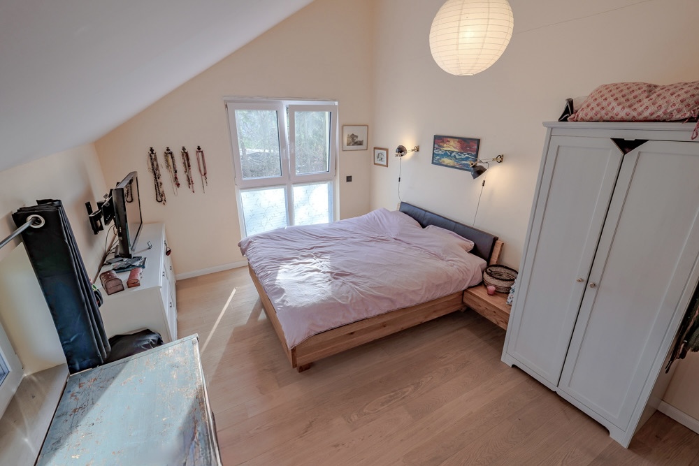 Zimmer 2 OG