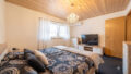 Elternschlafzimmer Hinterhaus KI generiert