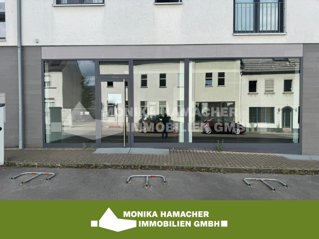 Außenansicht + Stellplätze