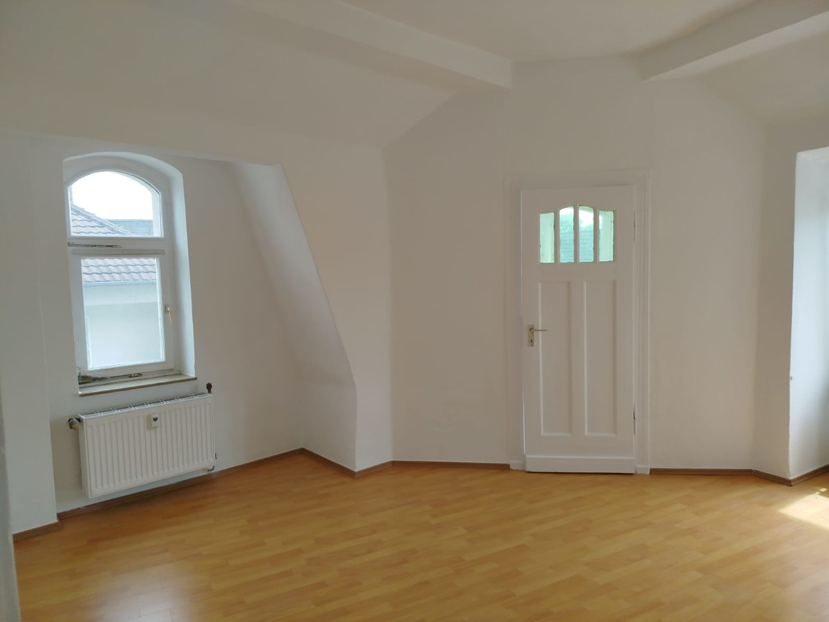 Heller Altbau mit Erker und viel Platz! - Foto 3