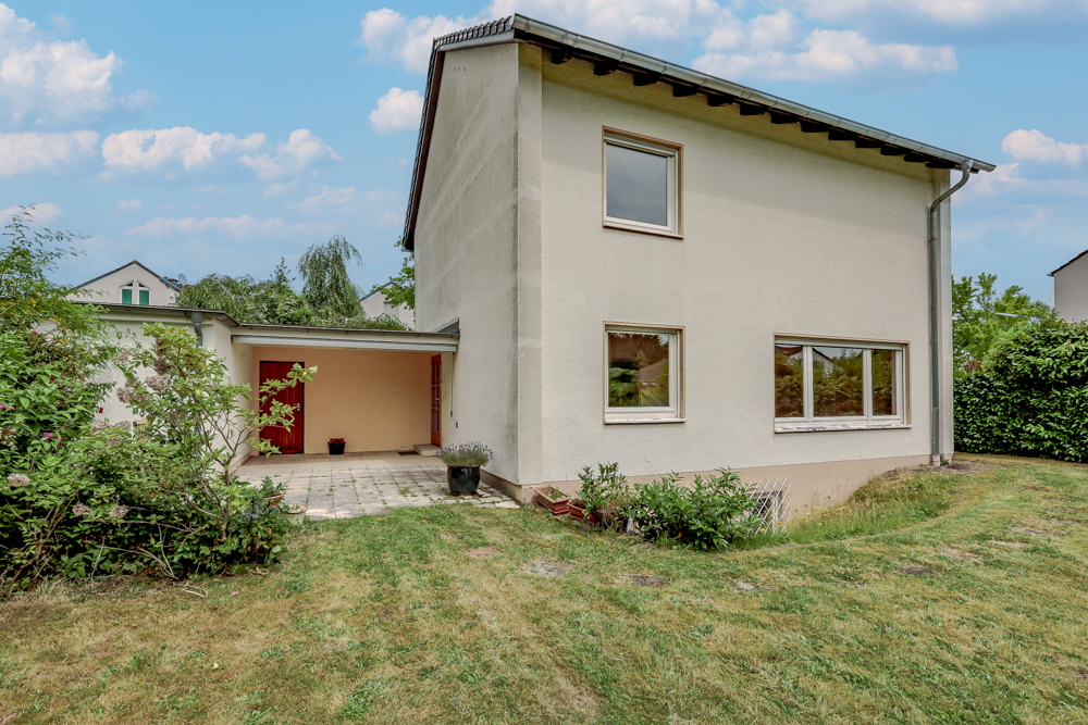 Gartenseitige Hausansicht