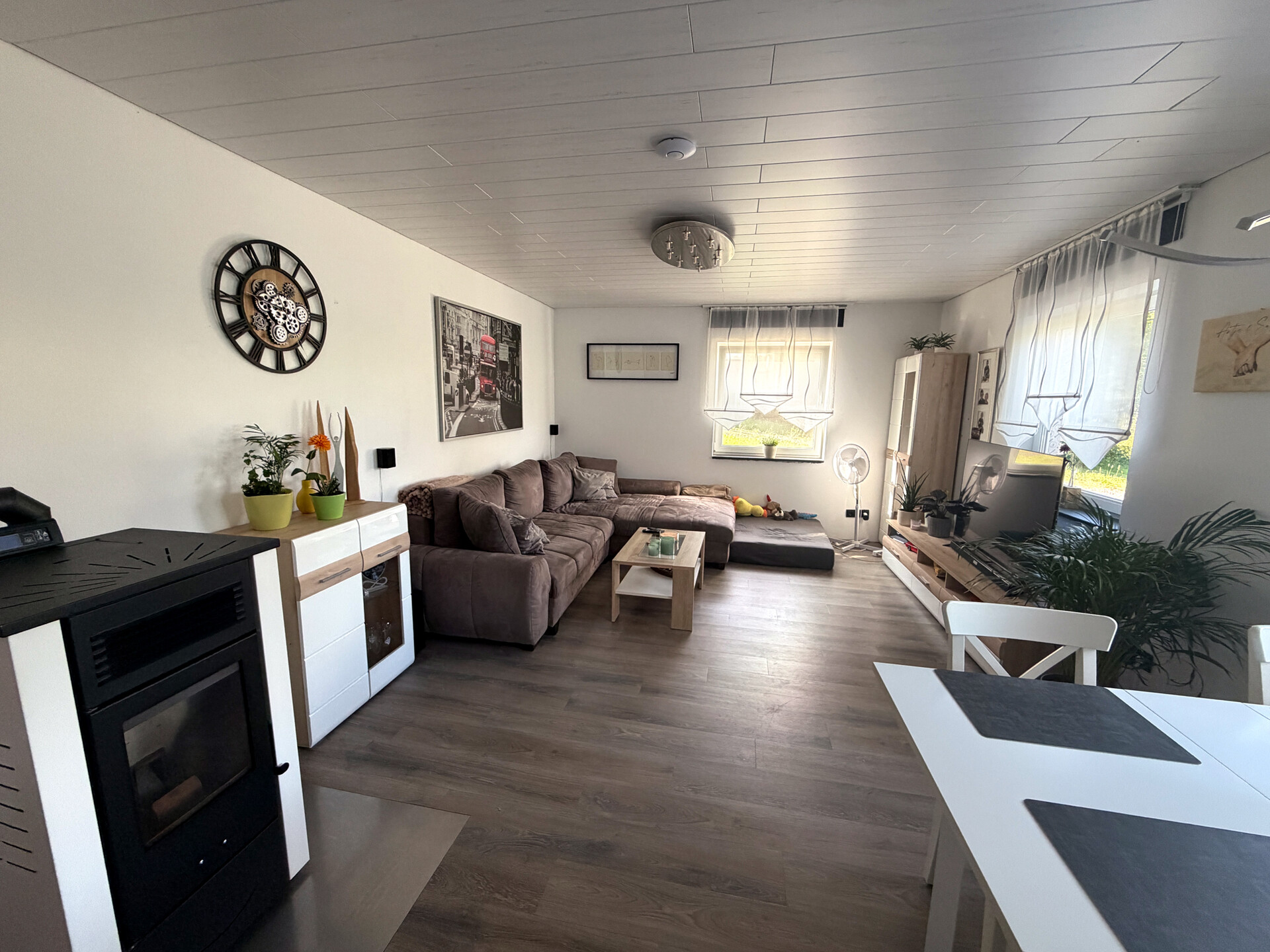 Wohnzimmer UG