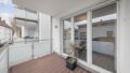 großzüger Balkon