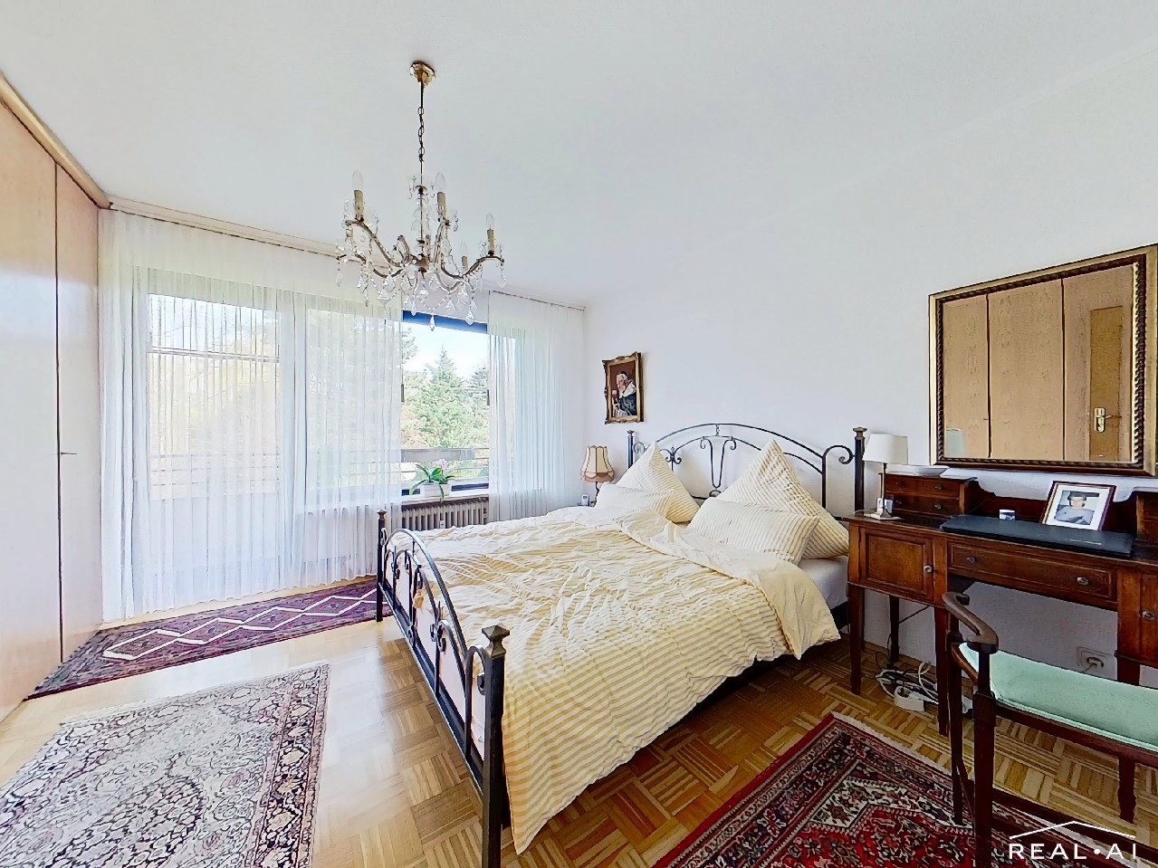Schlafzimmer Gartenseite