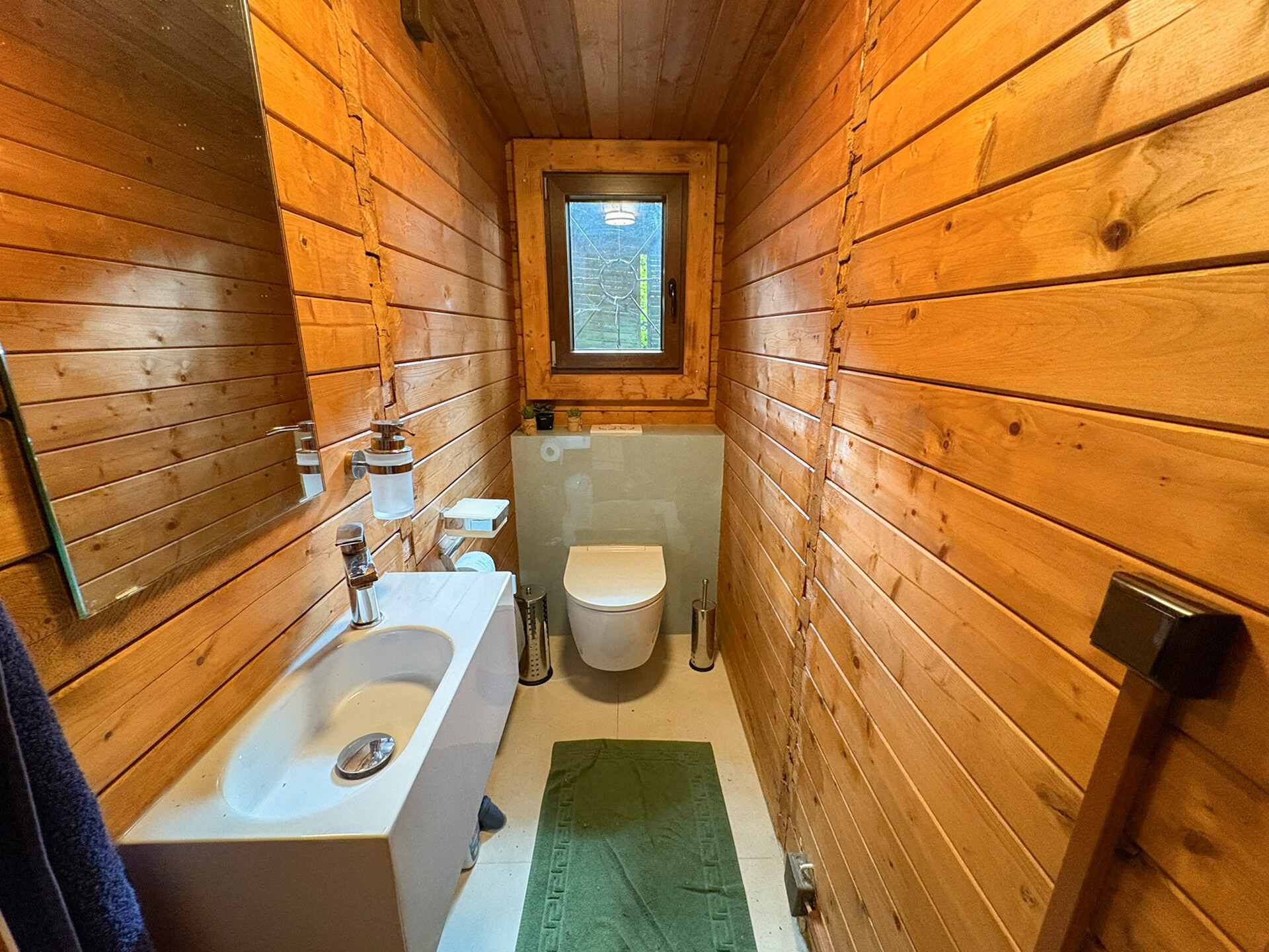 WC Haupthaus