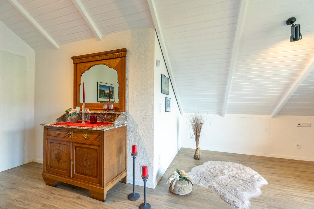 Schlafzimmer im DG