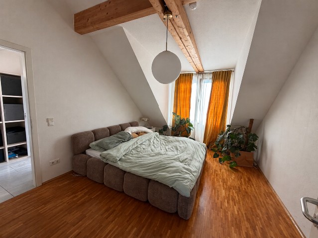 Attraktive, lichtdurchflutete Maisonette-Wohnung am Bunten Garten - Photo 4