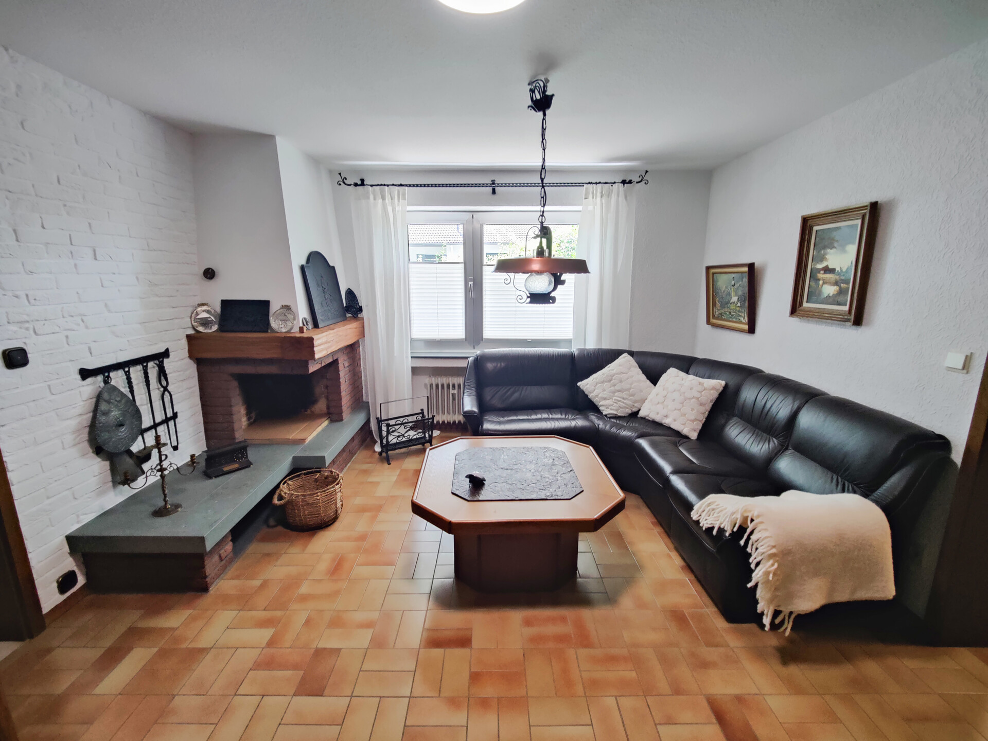 Kaminzimmer UG