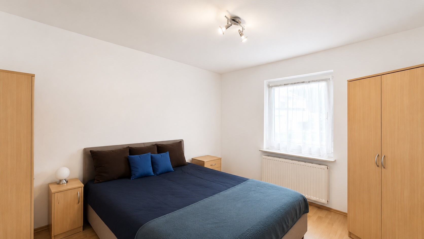 GEPFLEGTE 2- ZIMMER WOHNUNG IN GEFRAGTER KREFELDER LAGE ZU MIETEN!! - Photo 5