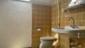 WC (DG)