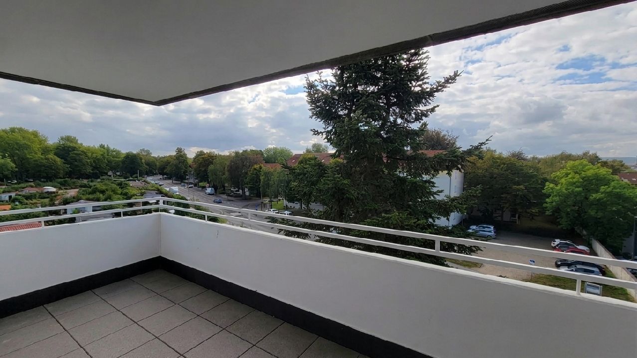 Komplett renovierte, helle 3-Zimmer-Wohnung ca. 77 m² mit Balkon, in Dortmund-Hörde zu vermieten! - Foto 4