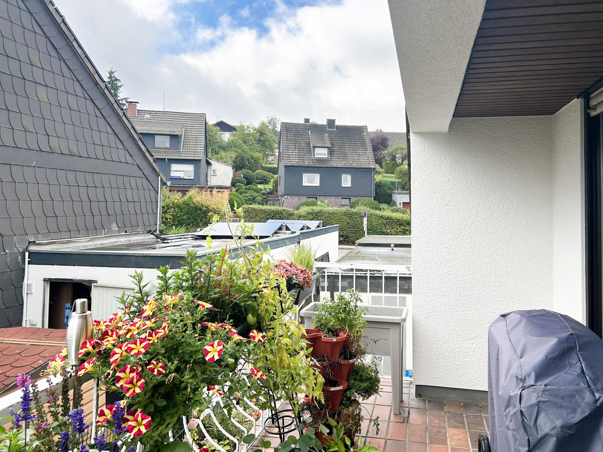 großer Balkon