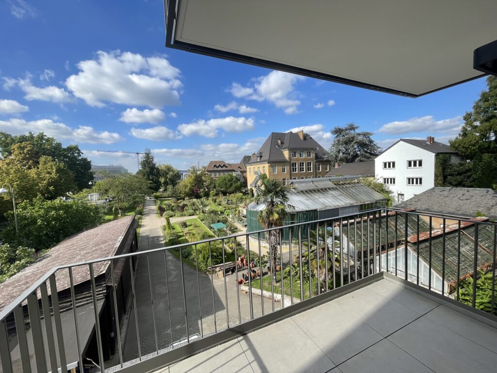 Balkon 1