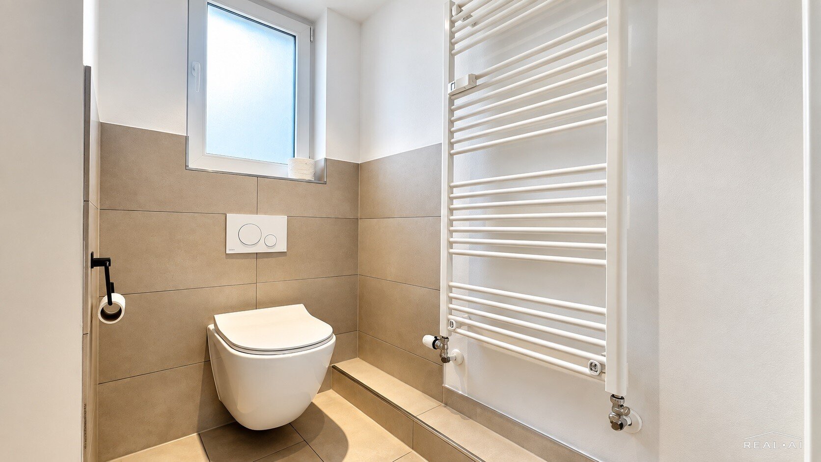 MODERNE 2-ZIMMER DACHGESCHOSSWOHNUNG IN ZENTRALER LAGE ZU MIETEN! - Photo 3