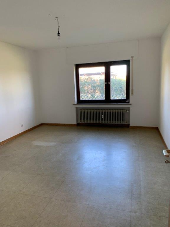 Großzügige Wohnung mit Garten, Garage und verglastem Freisitz - Foto 5
