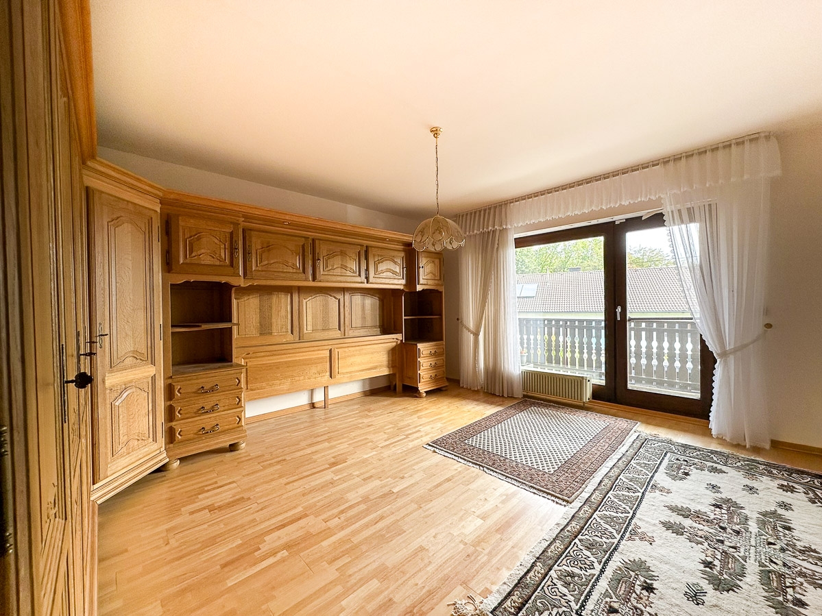 Schlafzimmer mit Balkon