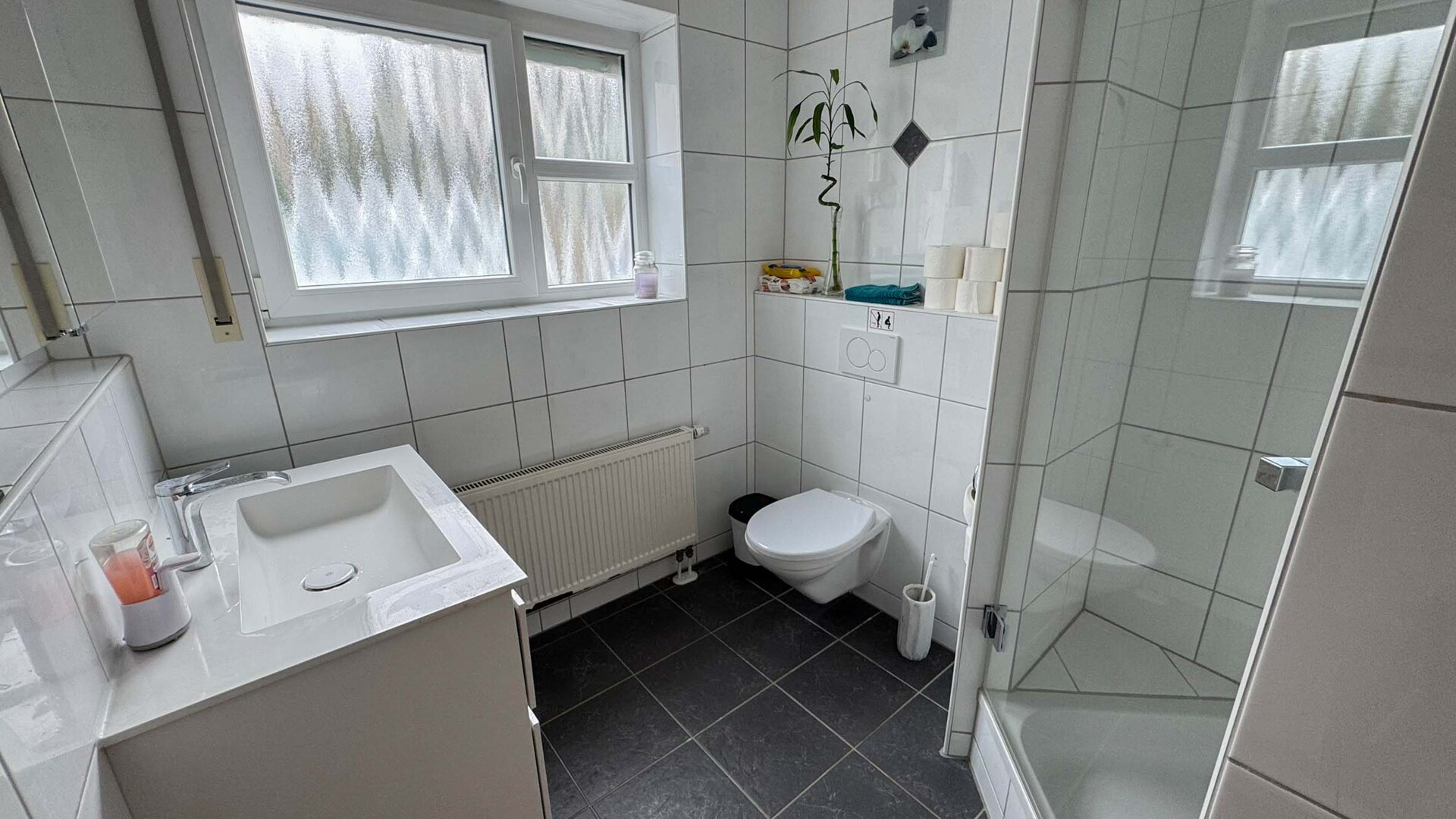 Duschbad EG