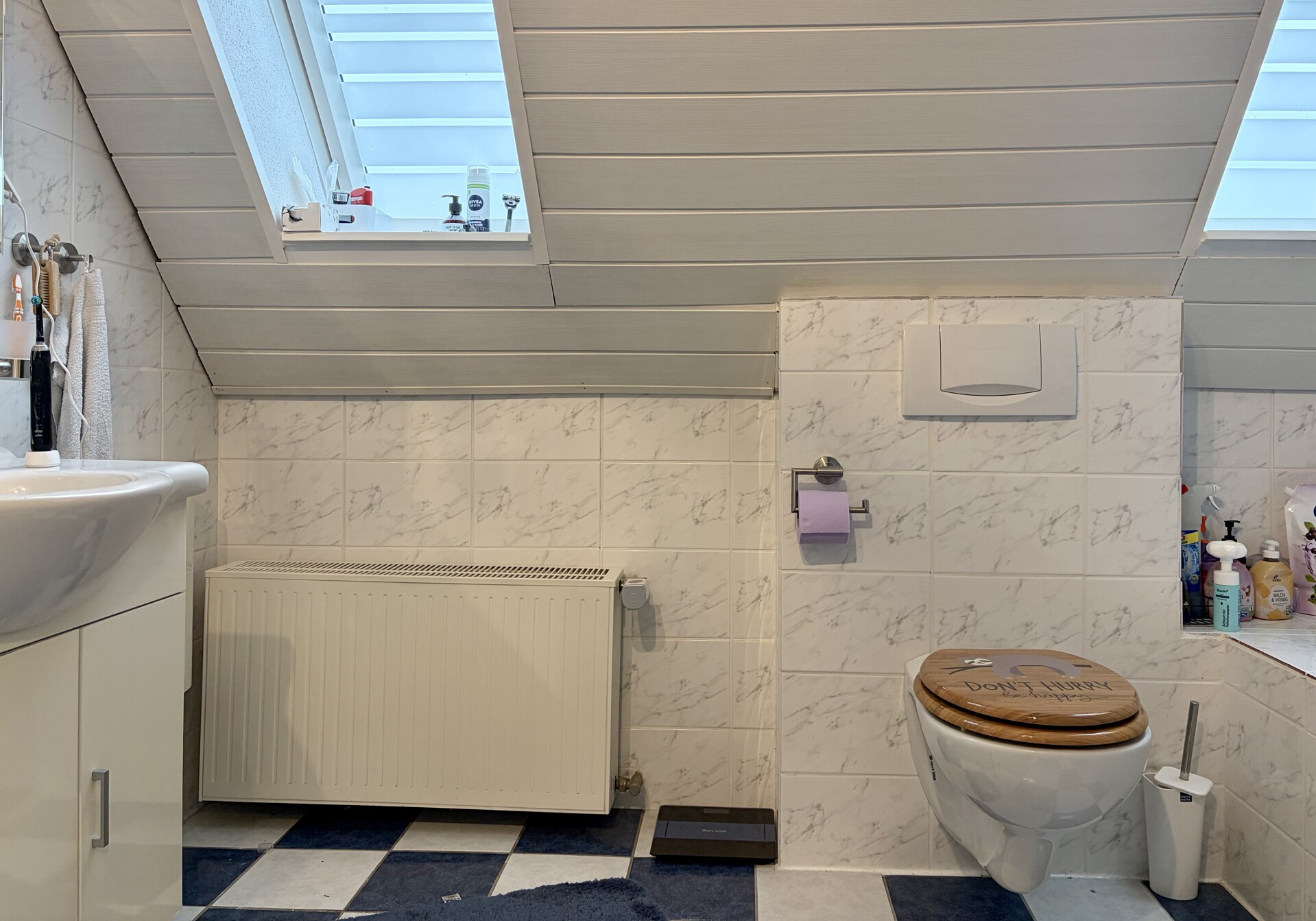 geräumiges Bad DG - Anbau