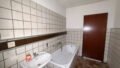 Badezimmer (hinten)